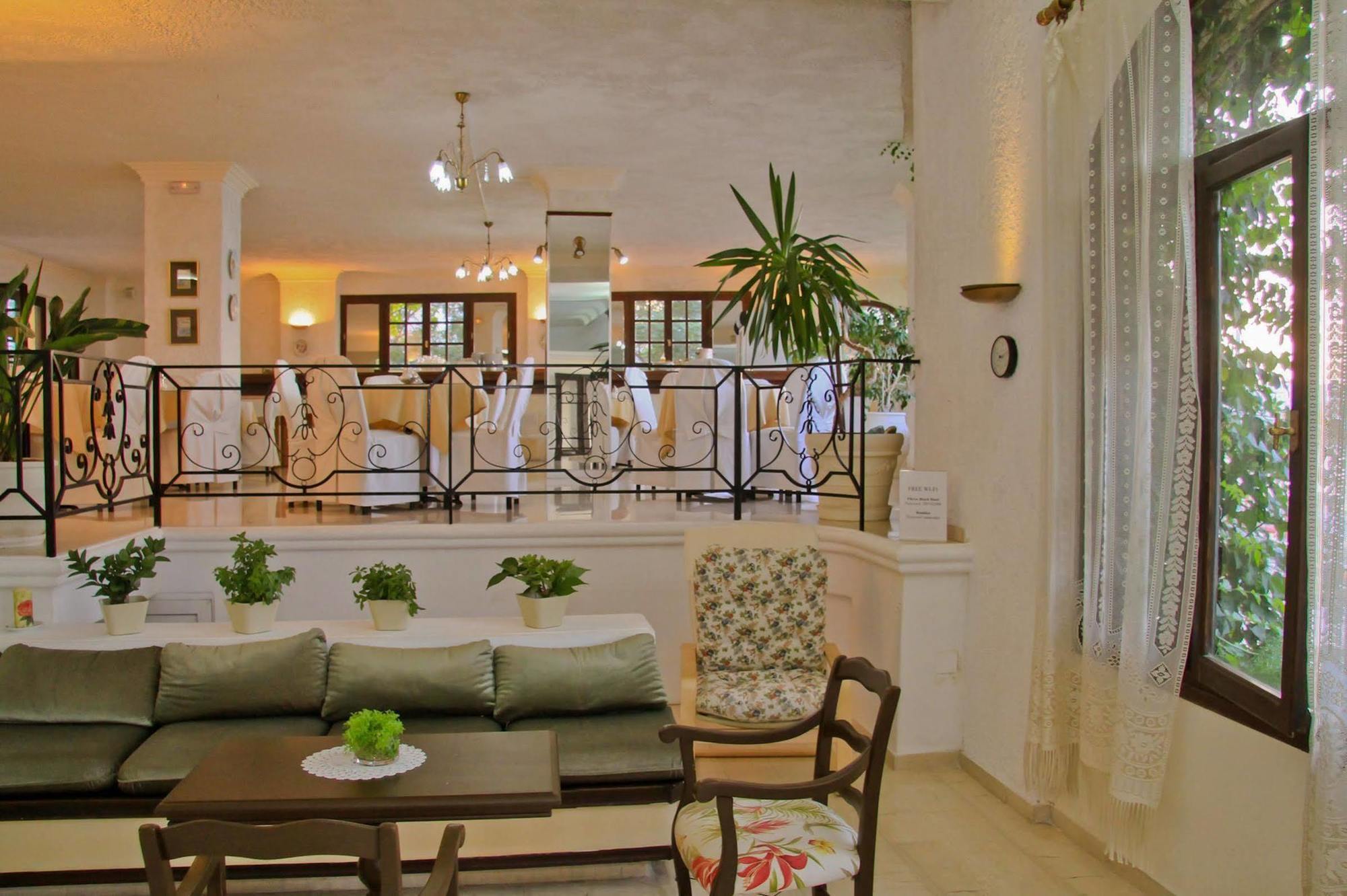 Azure Mare Hotel แอร์ซอนิสซอส ภายนอก รูปภาพ